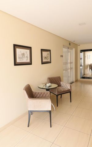 Apartamento à venda com 73m², 2 quartos e 1 vagaÁrea comum - Hall de entrada
