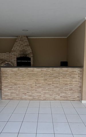 Apartamento à venda com 48m², 2 quartos e 1 vaga Apartamento à venda com 48m², 2 quartos e 1 vagaÁrea comum - Churrasqueira