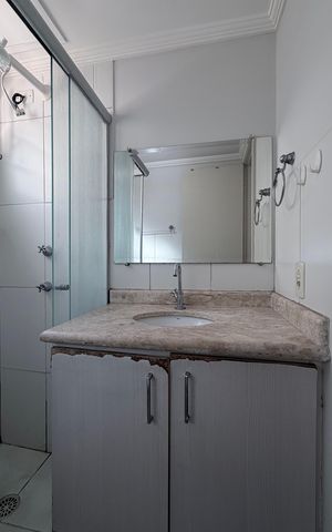 Apartamento à venda com 48m², 2 quartos e 1 vaga Apartamento à venda com 48m², 2 quartos e 1 vagaBanheiro da Suíte