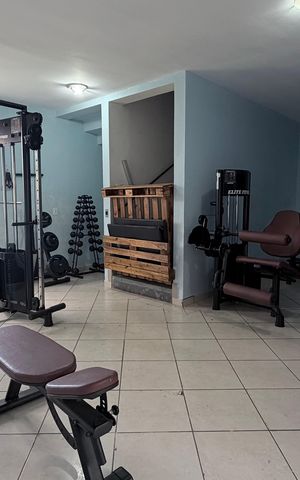 Apartamento à venda com 48m², 2 quartos e 1 vaga Apartamento à venda com 48m², 2 quartos e 1 vagaÁrea comum - Academia