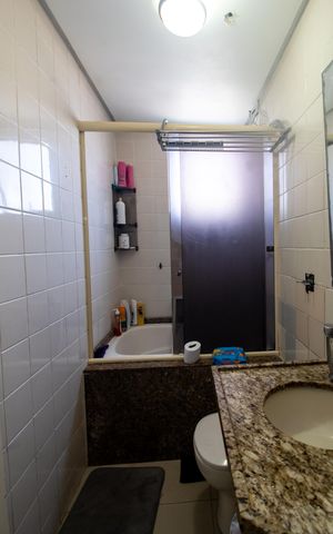 Apartamento à venda com 60m², 2 quartos e 2 vagas Apartamento à venda com 60m², 2 quartos e 2 vagasBanheiro 2