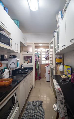 Apartamento à venda com 60m², 2 quartos e 2 vagas Apartamento à venda com 60m², 2 quartos e 2 vagasCozinha