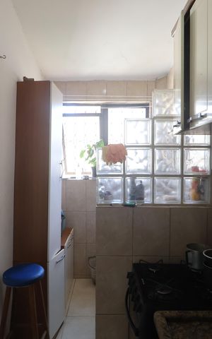 Apartamento para alugar com 52m², 2 quartos e sem vagaCozinha e Área de Serviço