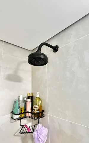 Apartamento à venda com 47m², 2 quartos e 1 vaga Apartamento à venda com 47m², 2 quartos e 1 vagaBanheiro