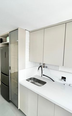 Apartamento à venda com 47m², 2 quartos e 1 vaga Apartamento à venda com 47m², 2 quartos e 1 vagaSala/Cozinha