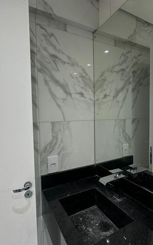 Apartamento à venda com 48m², 2 quartos e 1 vaga Apartamento à venda com 48m², 2 quartos e 1 vagaBanheiro