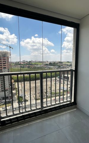 Apartamento à venda com 48m², 2 quartos e 1 vaga Apartamento à venda com 48m², 2 quartos e 1 vagaVaranda