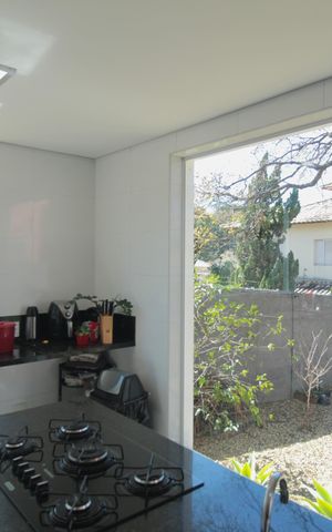 Casa para alugar com 1190m², 4 quartos e 30 vagasCopa