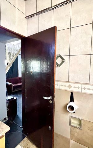 Casa para alugar com 150m², 3 quartos e sem vaga Casa para alugar com 150m², 3 quartos e sem vagaBanheiro 1