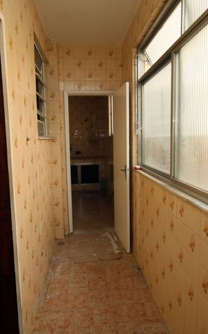 Apartamento à venda com 60m², 2 quartos e 1 vagaÁrea de Serviço