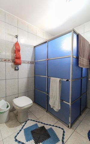 Casa à venda com 120m², 4 quartos e 2 vagas Casa à venda com 120m², 4 quartos e 2 vagasBanheiro da Suíte 2