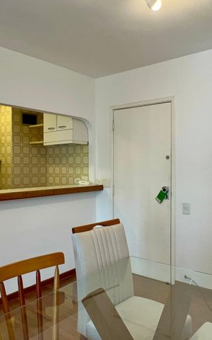 Apartamento para alugar com 40m², 1 quarto e 2 vagas Apartamento para alugar com 40m², 1 quarto e 2 vagasSala de Jantar