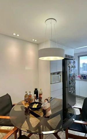 Apartamento à venda com 90m², 2 quartos e 3 vagas
