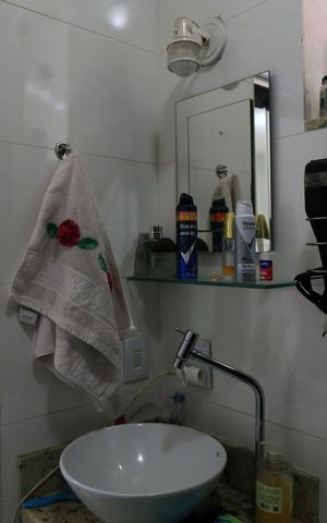 Apartamento à venda com 120m², 2 quartos e 1 vaga Apartamento à venda com 120m², 2 quartos e 1 vagaBanheiro da Suíte