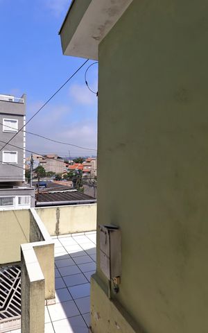 Casa à venda com 125m², 2 quartos e 2 vagasCorredor