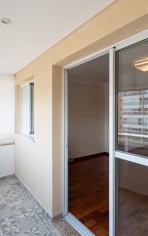 Apartamento para alugar com 101m², 3 quartos e 2 vagas Apartamento para alugar com 101m², 3 quartos e 2 vagasVaranda