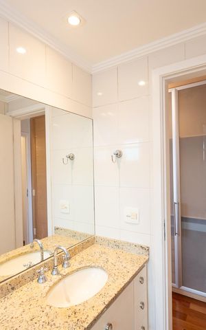 Apartamento para alugar com 101m², 3 quartos e 2 vagas Apartamento para alugar com 101m², 3 quartos e 2 vagasBanheiro Social