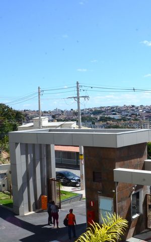 Apartamento para alugar com 40m², 2 quartos e 1 vagaFachada e portaria