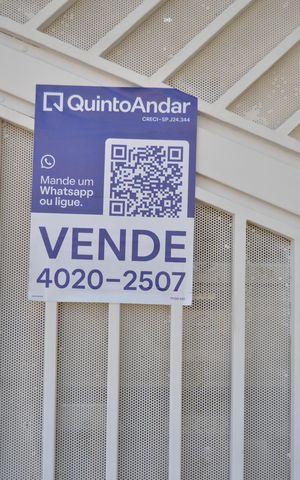 Casa à venda com 223m², 4 quartos e 4 vagasPlaca