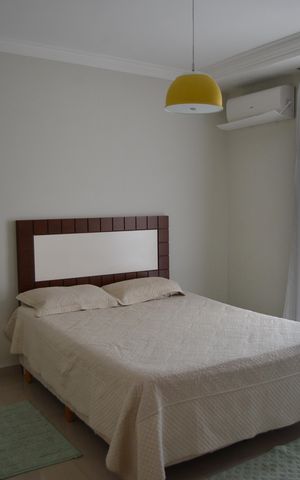 Casa à venda com 223m², 4 quartos e 4 vagasQuarto 2