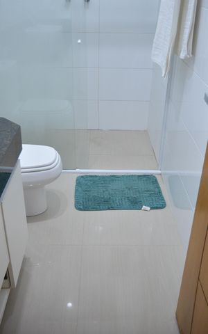 Casa à venda com 223m², 4 quartos e 4 vagasBanheiro Social