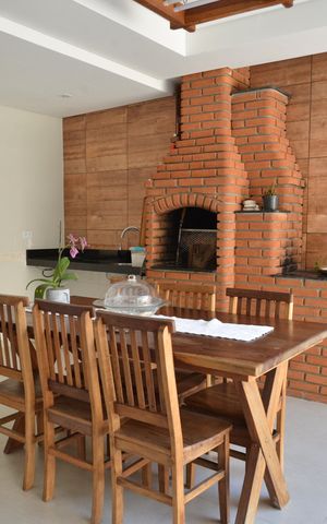 Casa à venda com 223m², 4 quartos e 4 vagasÁrea gourmet