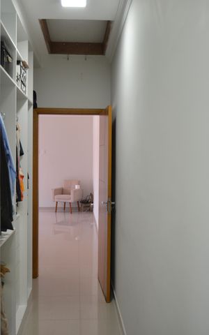 Casa à venda com 223m², 4 quartos e 4 vagasCloset da suíte 2
