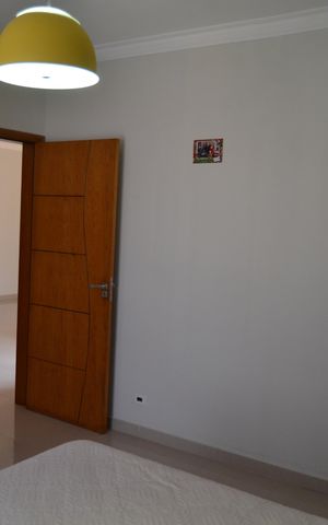 Casa à venda com 223m², 4 quartos e 4 vagasQuarto 2
