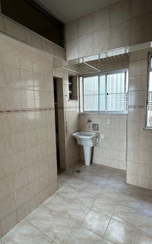 Apartamento à venda com 60m², 2 quartos e 1 vagaÁrea de Serviço
