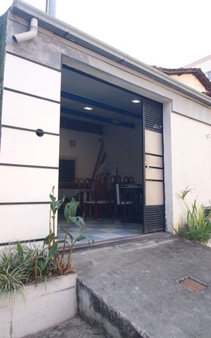Apartamento à venda com 120m², 3 quartos e 2 vagasFachada