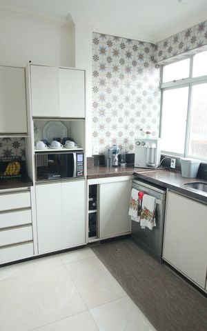 Apartamento à venda com 120m², 3 quartos e 2 vagasCozinha