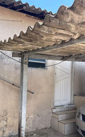 Casa à venda com 250m², 3 quartos e 5 vagasÁrea externa