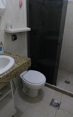 Casa de condomínio à venda com 194m², 4 quartos e 1 vagaBanheiro Social
