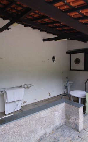 Casa de condomínio à venda com 194m², 4 quartos e 1 vagaQuintal