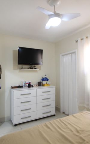 Casa de condomínio à venda com 194m², 4 quartos e 1 vagaQuarto 4