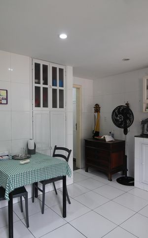 Casa de condomínio à venda com 194m², 4 quartos e 1 vagaCozinha
