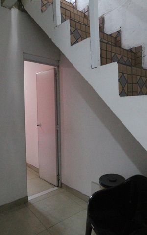 Casa para alugar com 120m², 2 quartos e 1 vagaHall entre os quartos