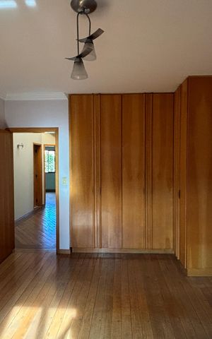 Casa para alugar com 343m², 5 quartos e 5 vagasQuarto 