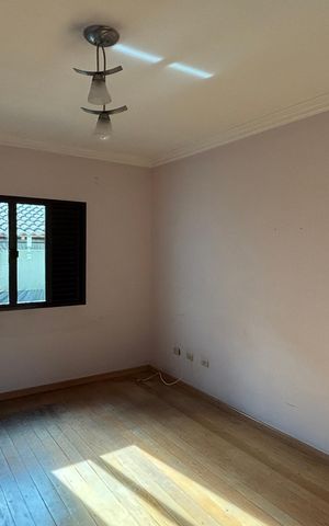Casa para alugar com 343m², 5 quartos e 5 vagasQuarto 