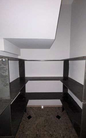 Casa para alugar com 343m², 5 quartos e 5 vagasDespensa