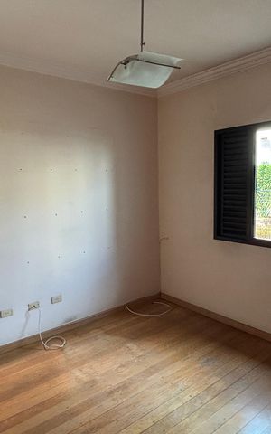 Casa para alugar com 343m², 5 quartos e 5 vagasSuíte 2