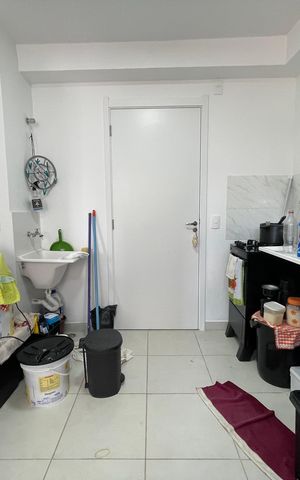 Apartamento à venda com 33m², 2 quartos e sem vaga Apartamento à venda com 33m², 2 quartos e sem vagaSala/Cozinha