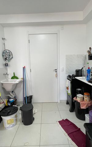Apartamento à venda com 33m², 2 quartos e sem vaga Apartamento à venda com 33m², 2 quartos e sem vagaSala/Cozinha