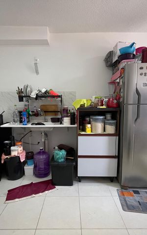 Apartamento à venda com 33m², 2 quartos e sem vaga Apartamento à venda com 33m², 2 quartos e sem vagaSala/Cozinha