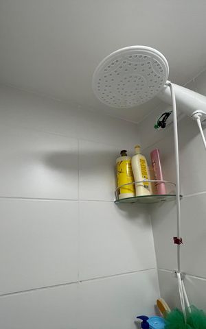 Apartamento à venda com 33m², 2 quartos e sem vaga Apartamento à venda com 33m², 2 quartos e sem vagaBanheiro