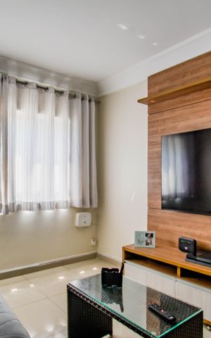 Casa à venda com 131m², 3 quartos e 2 vagas Casa à venda com 131m², 3 quartos e 2 vagasSala