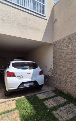 Casa à venda com 131m², 3 quartos e 2 vagas Casa à venda com 131m², 3 quartos e 2 vagasGaragem