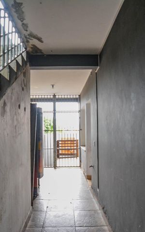 Casa à venda com 180m², 3 quartos e 1 vaga Casa à venda com 180m², 3 quartos e 1 vagaÁrea de Serviço