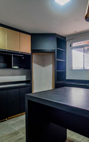 Casa à venda com 180m², 3 quartos e 1 vaga Casa à venda com 180m², 3 quartos e 1 vagaCozinha