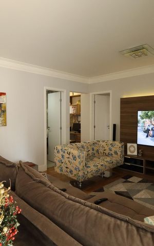 Apartamento à venda com 124m², 3 quartos e 2 vagas Apartamento à venda com 124m², 3 quartos e 2 vagasSala de Estar